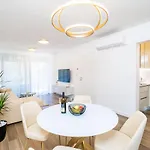 Zadro Apartment
