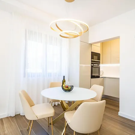 Apartment Zadro *